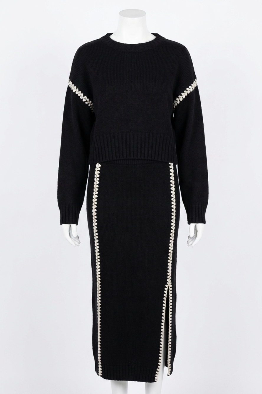 NEW LISTICLE contrast stitch sweater skirt set in black